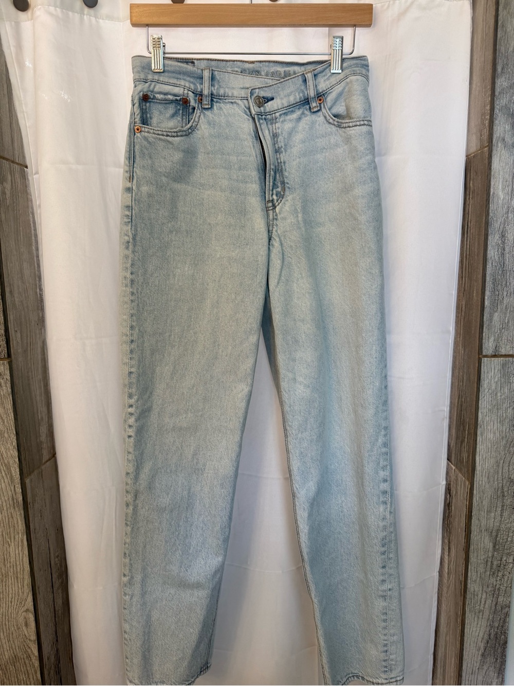 American Eagle Outfitters Light Blue Straight Leg Jeans